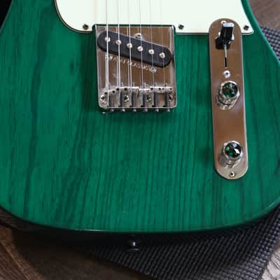 1993 G&L ASAT Classic USA Electric Guitar Trans Green + OHSC image 5