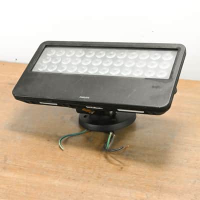 Philips iW Blast Powercore 21° Frosted Lens LED Fixture - Black CG011P8 image 1