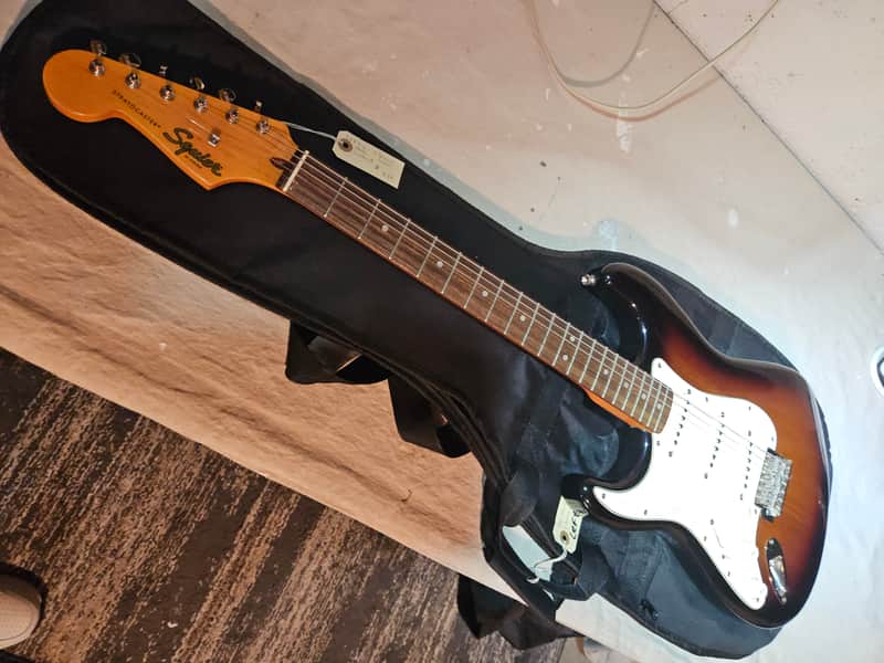 Squire strat classic vibe, LEFT HANDED Great sounding guitar image 1