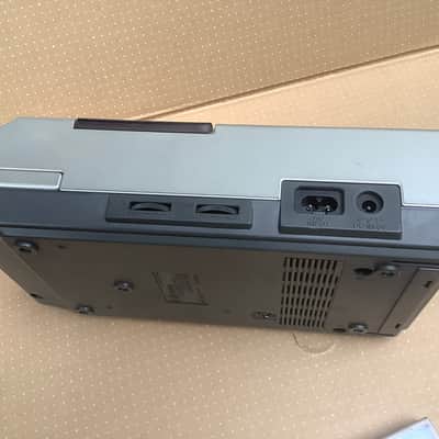 Sony Vintage Sony TCM-737 vintage Cassette tape - Corder / Battery Tape Recorder Player image 6