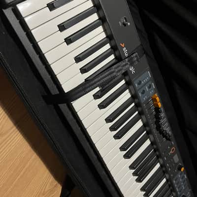 Studiologic Numa Compact 2x 88-Key Semi-Weighted Piano 2018 - Black image 4
