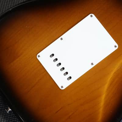 Minty! 2023 Fender American Vintage II '57 Stratocaster Electric Guitar Sunburst + COA OHSC image 15