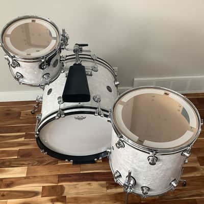 DW Performance Series 3 Piece Kit White Marine w/Extras image 5
