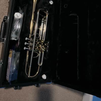 Jupiter Capital Edition CEB-660 Trumpet + Accessories image 5