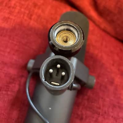 Shure SM7B Cardioid Dynamic Microphone 2001 - Present - Black image 18