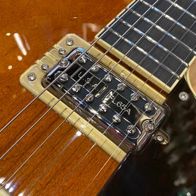 Gretsch G6659T Players Edition Broadkaster Jr. Center Block with Bigsby Semi-Hollow Guitar 2022 Roun image 8