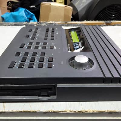 Roland MC-50 MicroComposer Midi Sequencer image 4