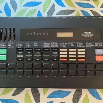 Yamaha RX7 Digital Rhythm Programmer 1987 - Black