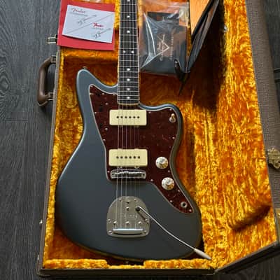 2022 Fender Jazzmaster 1966 Charcoal Frost Custom Shop Closet Classic Light Relic image 2