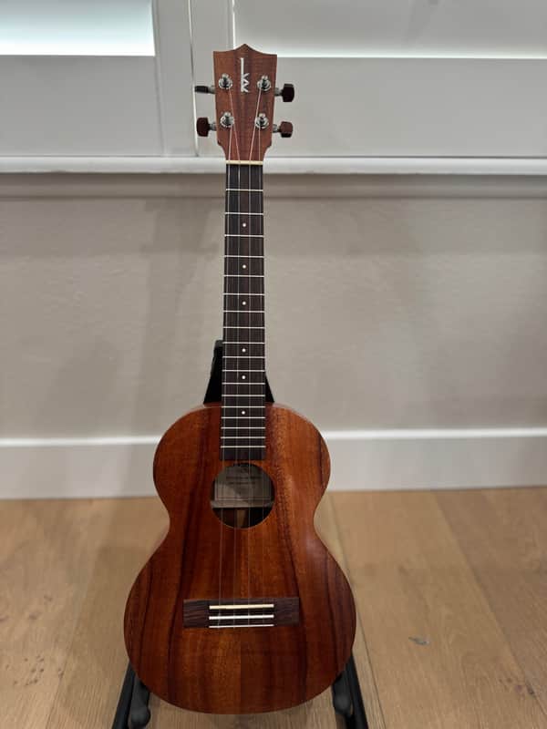 Kamaka  HF3 Natural Hawaiian Koa image 1