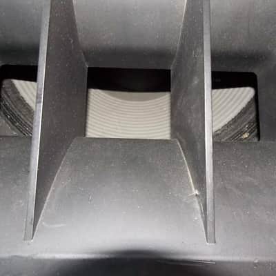 Mackie SWA1801 Powered Subwoofer 900 watts RMS image 10