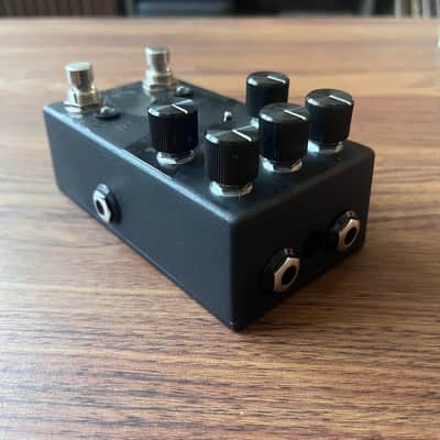 Walrus Audio Monument Harmonic Tap Tremolo V2 Limited Edition - Reverb Exclusive 2019 (Only 100 made) - Blackout image 5