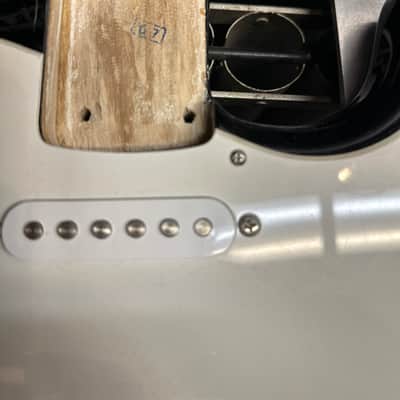 Squier Affinity Stratocaster Loaded Body 2018 - Black/White image 4