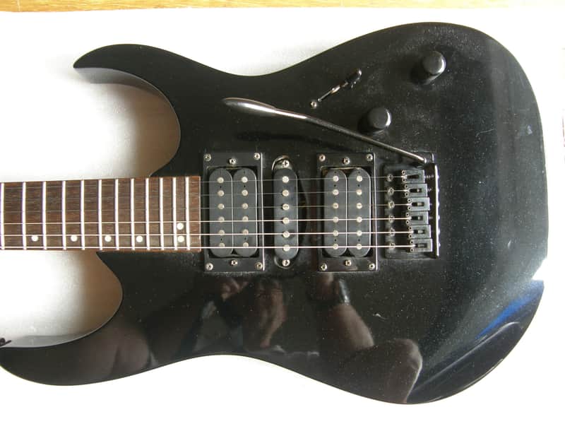 Washburn Chicago Series Strat HSH w tremolo black and | Reverb