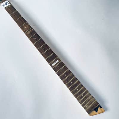 ESP LT B10 4 String Bass Maple Neck, Rosewood 24 Frets Fingerboard image 15