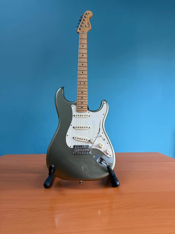 Fender US Stratocaster Standard 2012 - Jade Pearl Metallic image 1