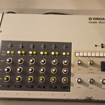Yamaha EM-90 Ensemble Mixer image 2