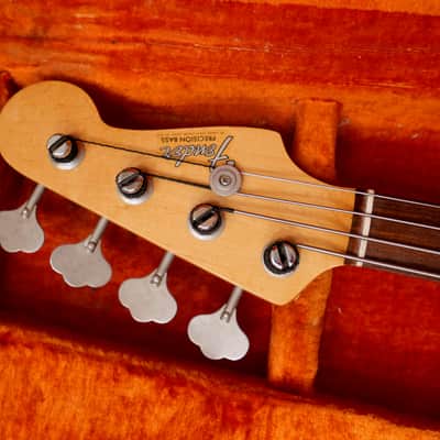 Fender Precision Bass 1966 - Sunburst image 15