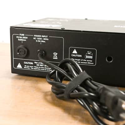 Elation DMX-Branch/4 4-Way 3-pin and 5-pin DMX Distributor CG011S6 image 10
