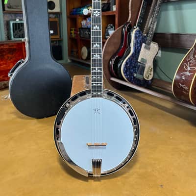 “Ty Piper” Imperial Shenandoah 5-String Resonator Banjo Walnut | Keith Banjo Tuners | Five-Star Planetary Tuners | Whitman MiniTuner | Superior Hardshell Case image 2