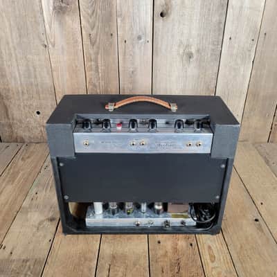 Airline Model 9003 Amp 1960 image 13