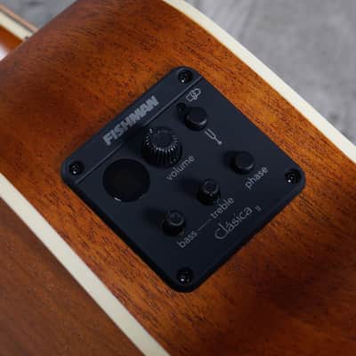 Lanikai MA-EBU Mahogany 'Electric Bass' Ukulele, Incl Gig Bag image 6