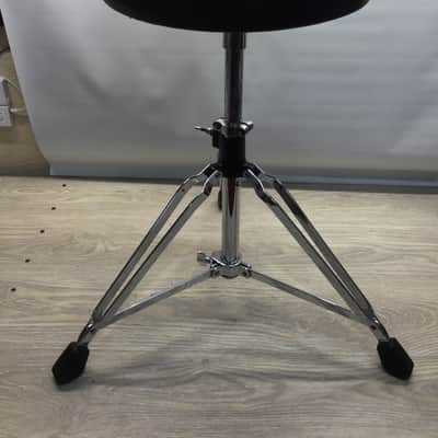 PDP by DW Gravity Series 810R Medium Weight Round Top Throne Black image 1