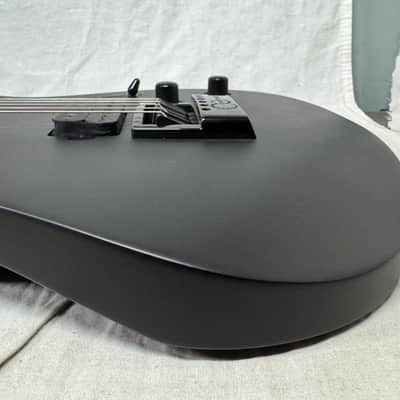 Washburn PX-SOLAR16 solar 16 EC Parallaxe Guitar with Case 2016 - Black image 22