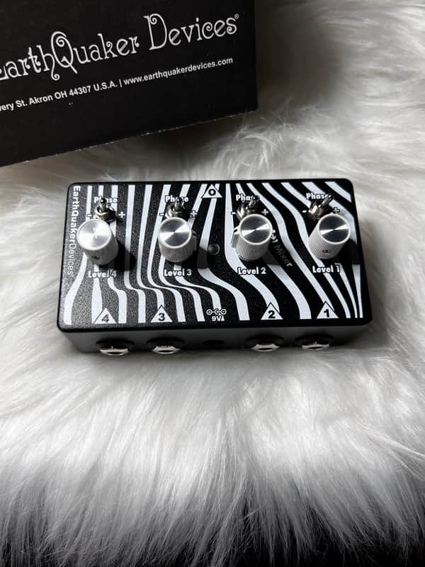 EarthQuaker Devices Four to One Mixer