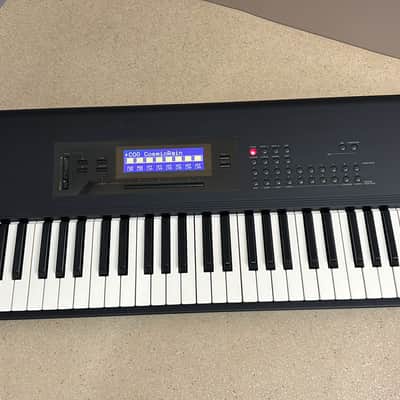 Korg T3 Ex workstation synth 61 keys / Floppy / M1 image 2