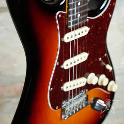 FENDER Stratocaster American Professional II RW - 2021 - 3T Sunburst image 10
