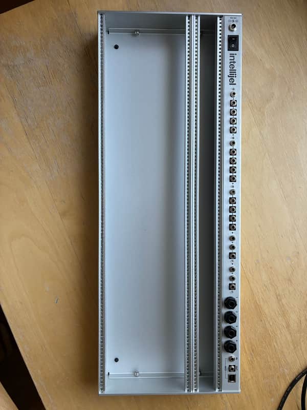 Intellijel 4U 104HP Palette Case - Silver image 1