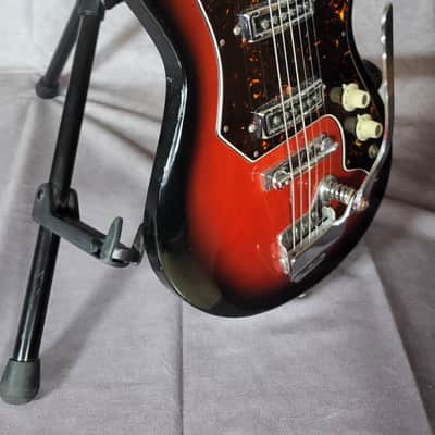 Rare 1960s Japanese Vintage Electric Guitar – Original Condition & Ready to Play! image 5