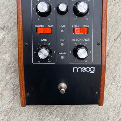 Moog MF-101 Moogerfooger Low Pass Filter - Black image 2
