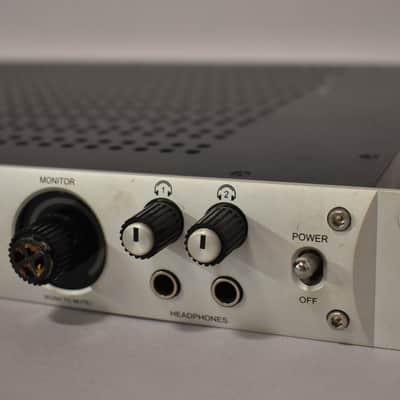 Universal Audio Apollo x8 Gen 1 Audio Interface image 3