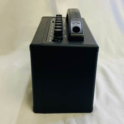 BOSS KATANA-MINI Mini Guitar Amp, Battery-Powered image 3