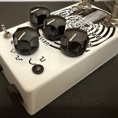 Copilot FX Broadcast 2010s - White image 2
