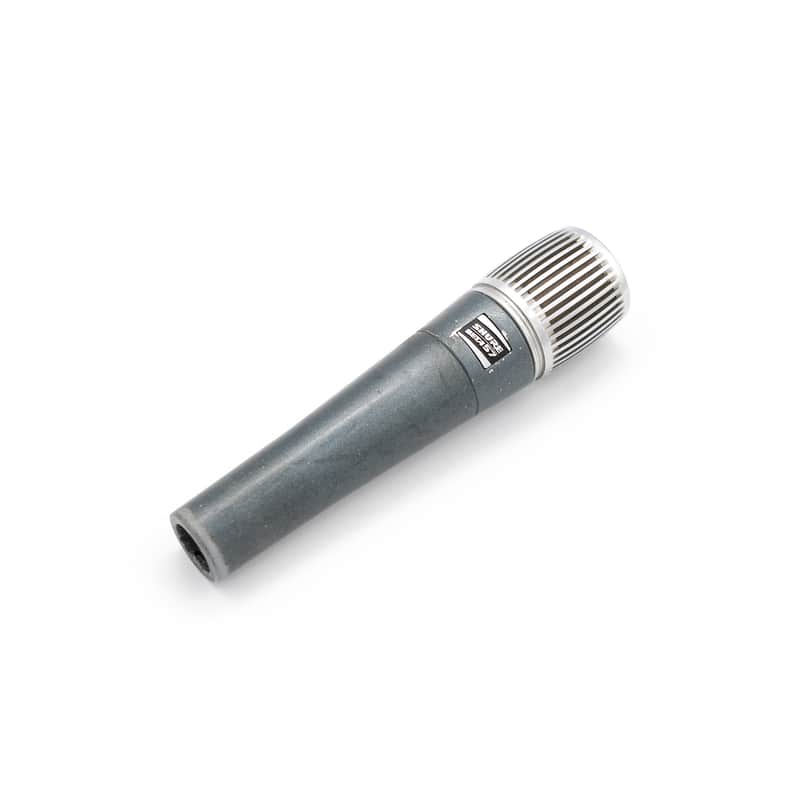 Shure BETA 57 Supercardioid Dynamic Microphone | Reverb Canada