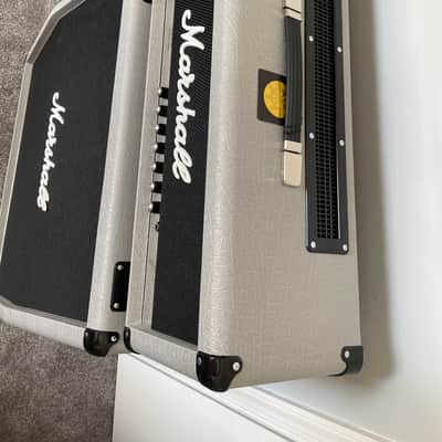 Marshall Silver Jubilee 2555X Reissue 2-Channel 100-Watt Guitar Amp Head and cabinet image 4