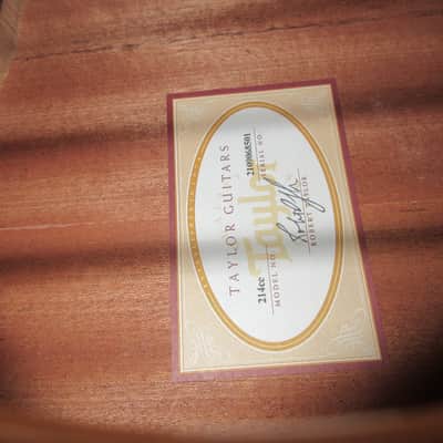Taylor 214ce with ES2 Electronics 2020 - 2023 - Natural image 7