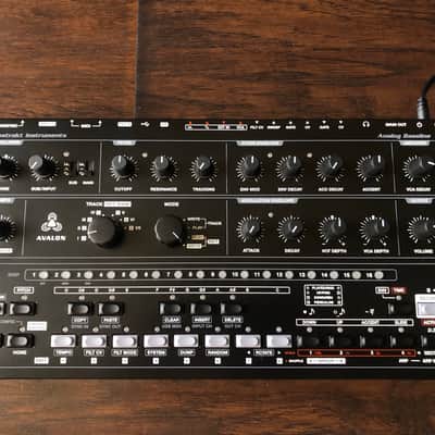Abstrakt Instruments Avalon Analog Bassline Acid Synthesizer Custom Black Green TB-303 clone synth image 6