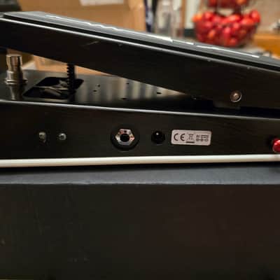 Dunlop MC404 CAE Custom Audio Electronics Wah 2010 - Present - Black image 2