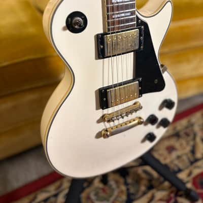 Epiphone Les Paul Custom Pro - White image 5