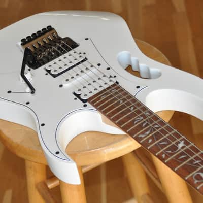IBANEZ JEMJR WH White / Steve Vai Signature / JEM Junior / JEMJR-WH / I260114994 image 5