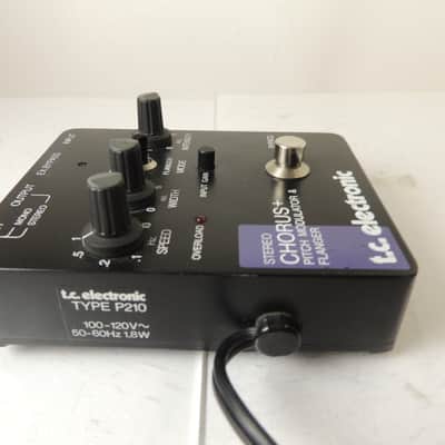 TC Electronics Stereo Chorus Pitch Modulator Flanger FX Pedal Free USA Shipping image 6