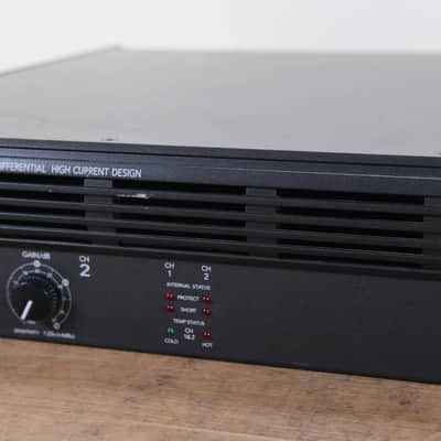 Mackie M1200 Two-Channel Power Amplifier CG00QP8 image 3