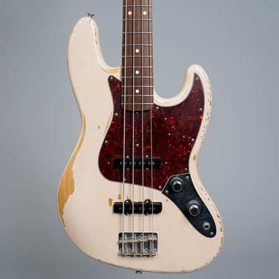 Fender Flea Artist Series Road Worn Signature Jazz Bass 2016 - Aged Shell Pink