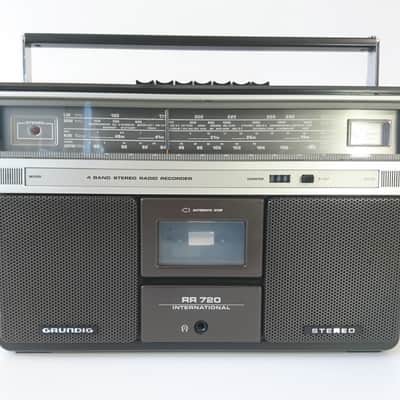 Grundig RR 720 Vintage Boombox Cassette Player Portable Radio - Works Perfectly image 2