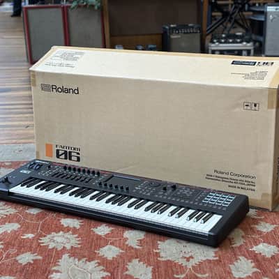 Roland FANTOM 06 61-Key Synthesizer Keyboard w/ Synth Action & Colour Touchscreen image 11