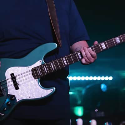 Fender Adam Clayton Artist Series Signature Jazz Bass 2015 - Present - Sherwood Green Metallic image 2